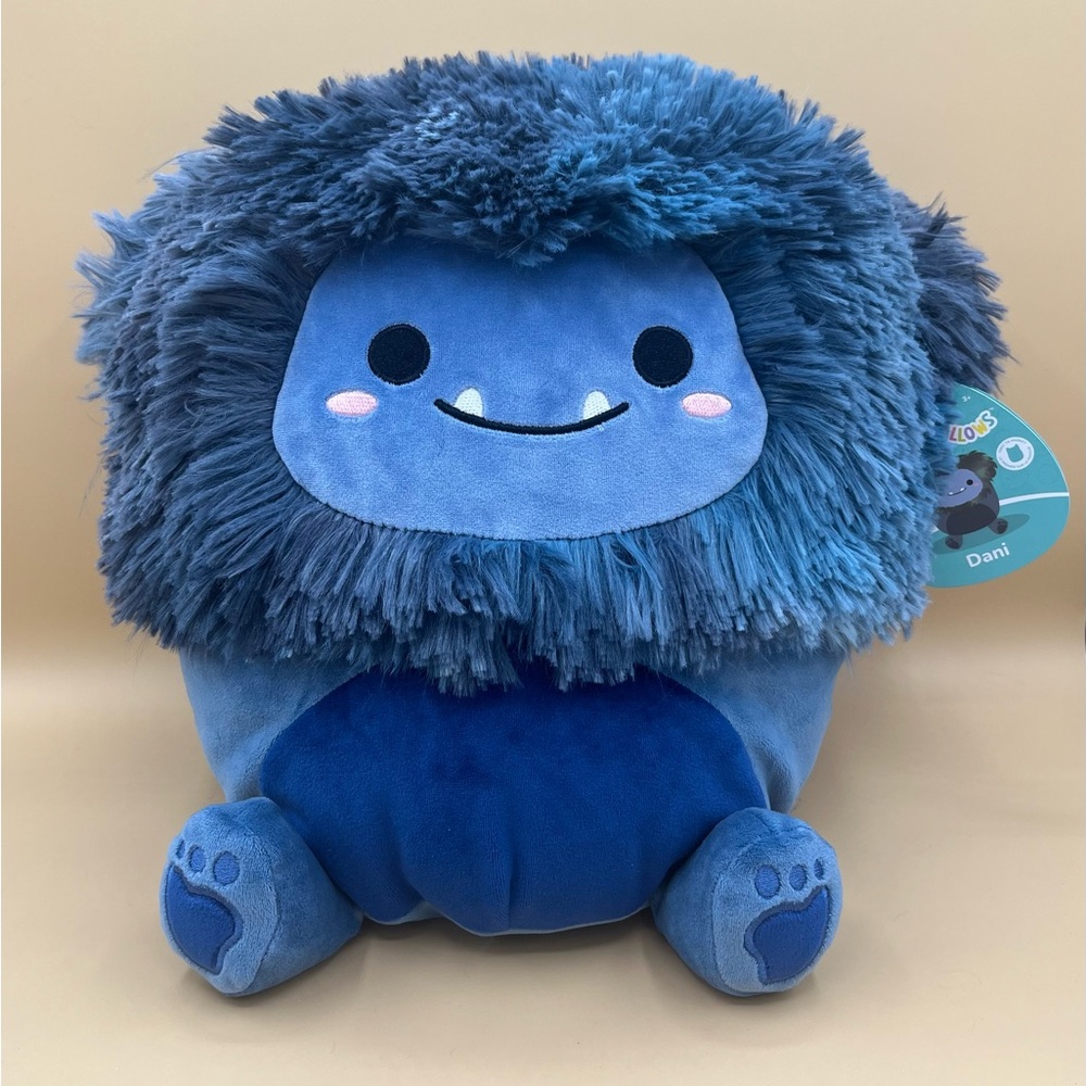 Squishmallow Dani the Bigfoot